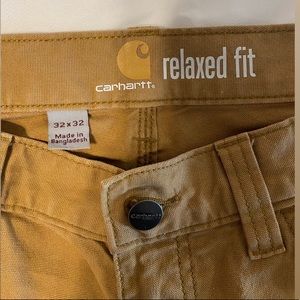 Women’s Carhartt Pants (32x32)